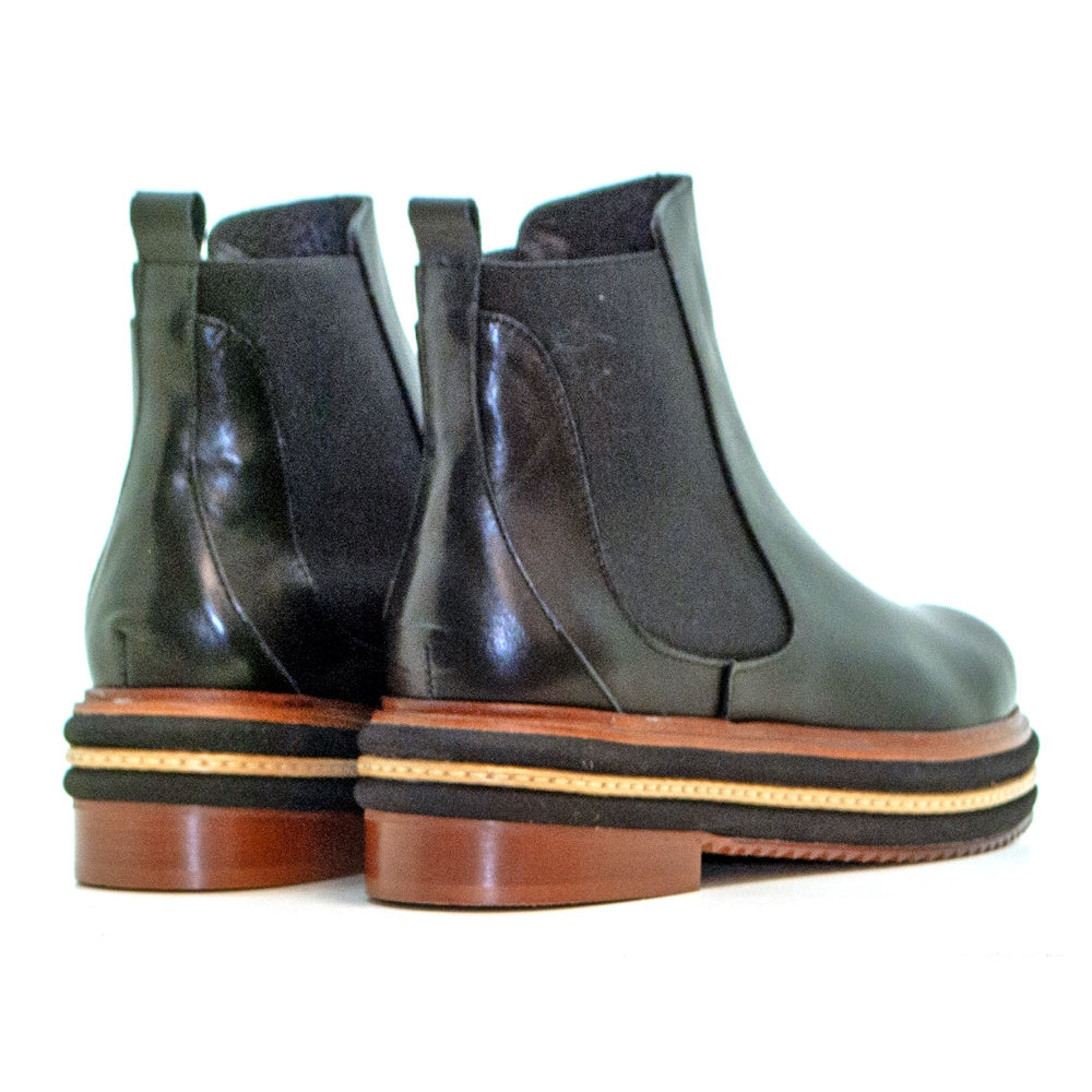 BOTTE CA-129 EN NAPPA NOIR, SEMELLE 3 COULEURS