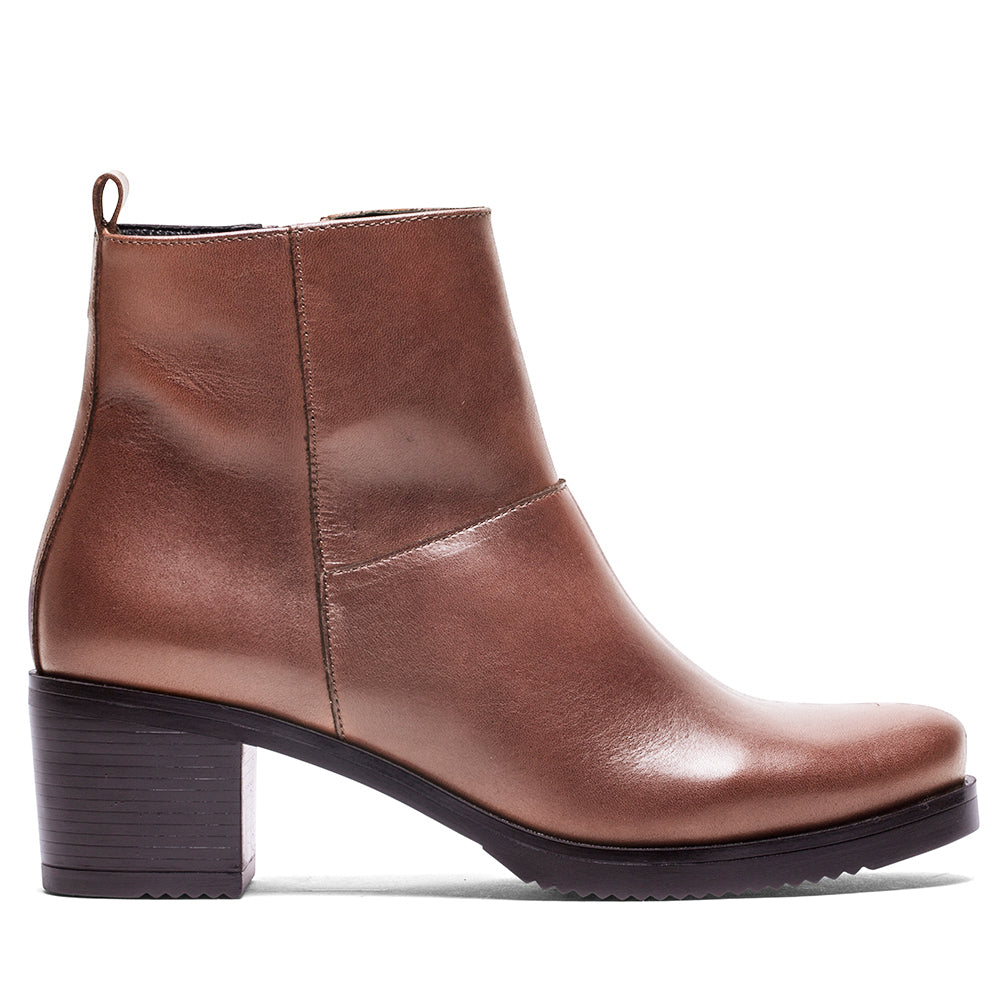 BOTTES EN CUIR NAPPA MARRON F-3324