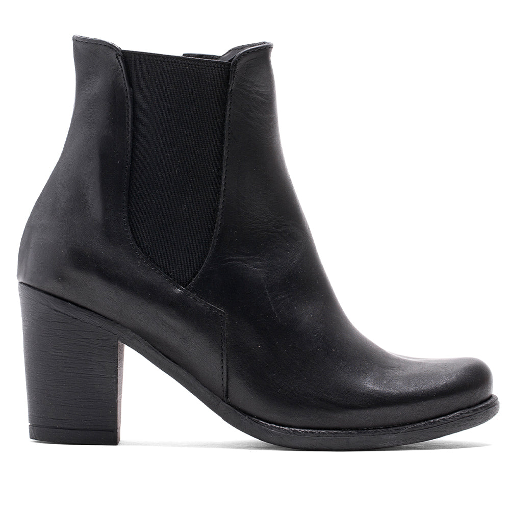 -B-455 KRUST BLACK BOOT