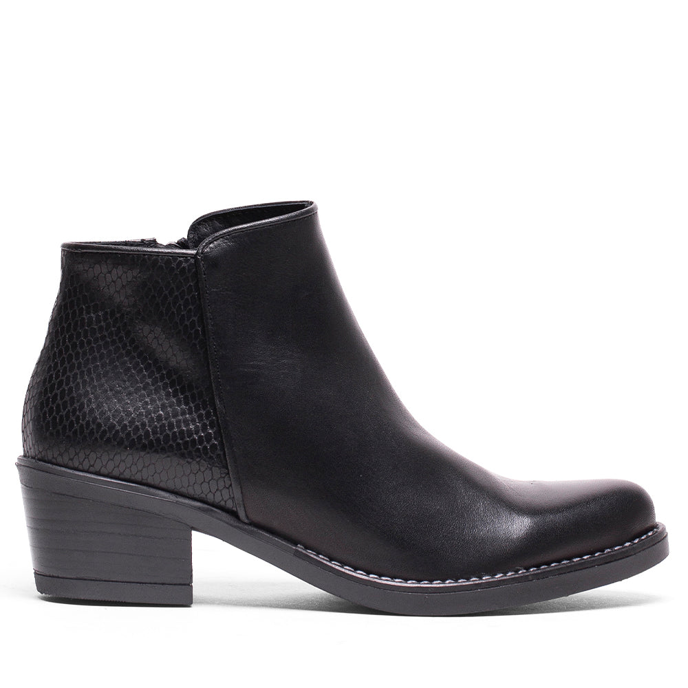 CA-1253 DAMASK/BLACK SNAKE BOOT