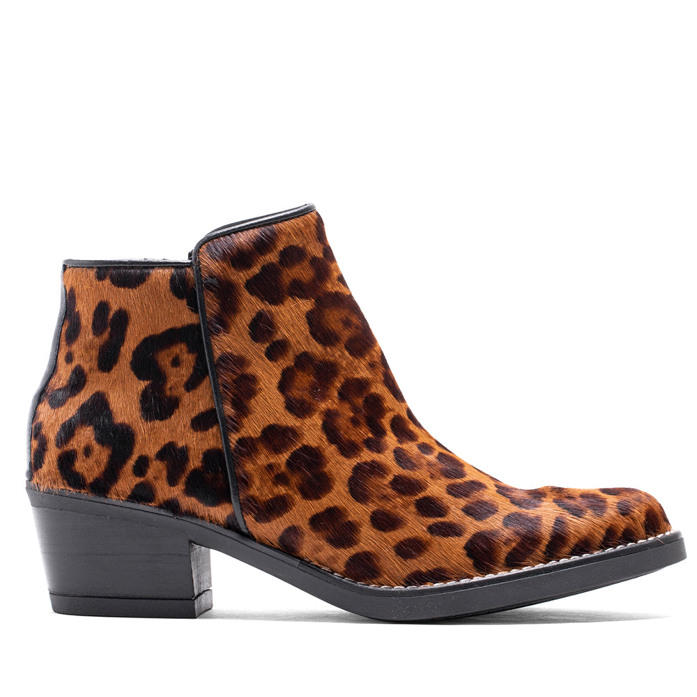 CA-1253 LEOPARD BOOT
