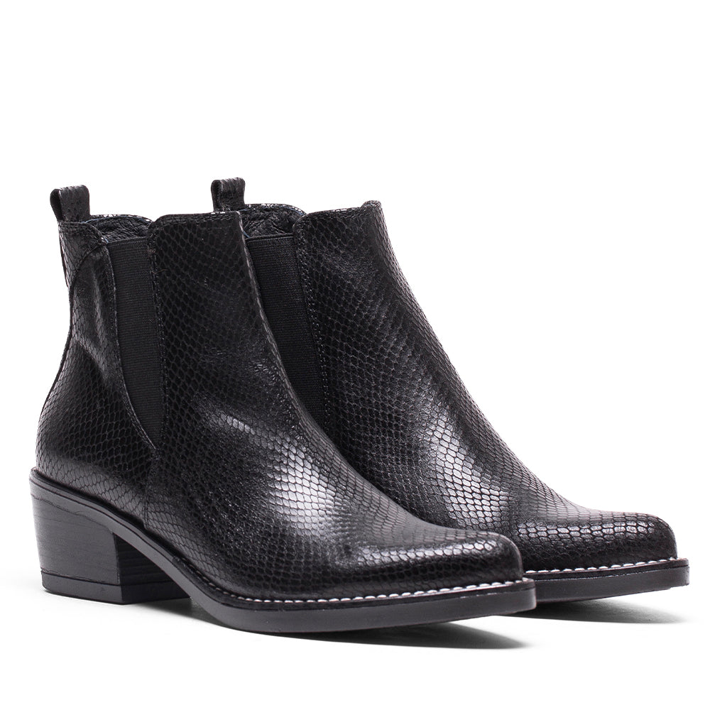 CA-1254 BLACK SNAKE BOOT