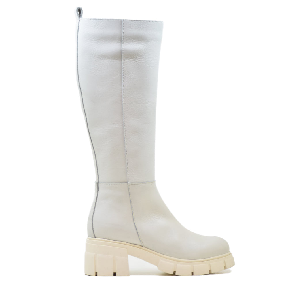 BOTA CA-1888 EN PIEL KRUST BLANCO
