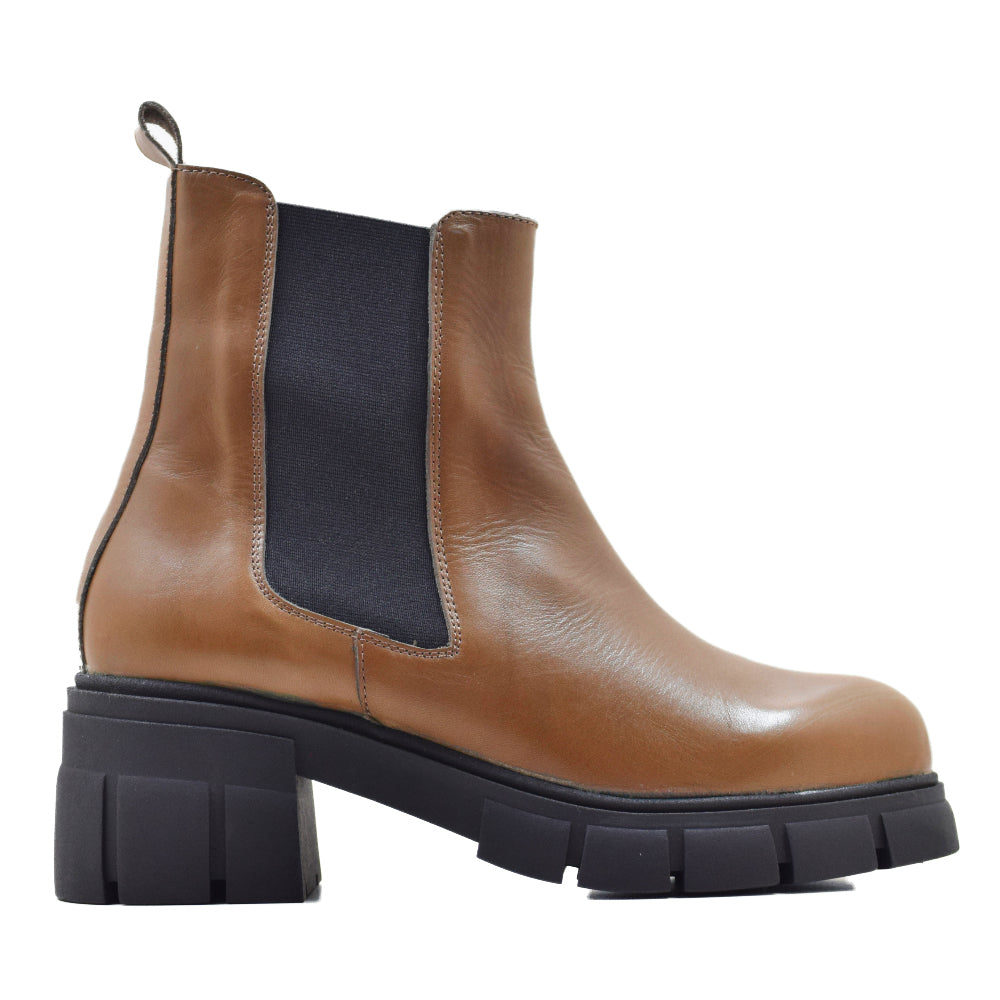 CA-1889 BOOT IN KRUST LEATHER