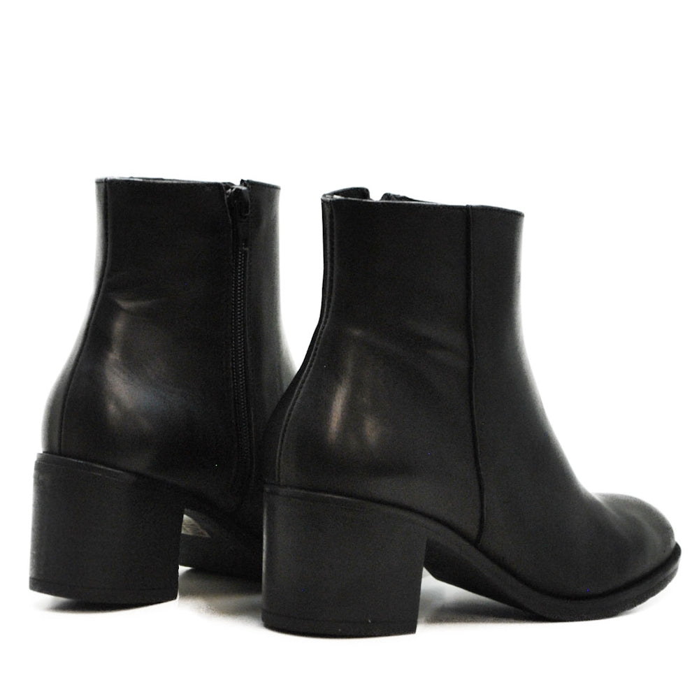 BOTTES NOIRES CA-2000 KRUST