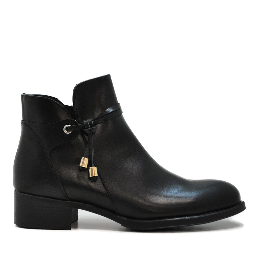 BOTIN CA-2011 KRUST NOIR HÉLÈNE ROUGE