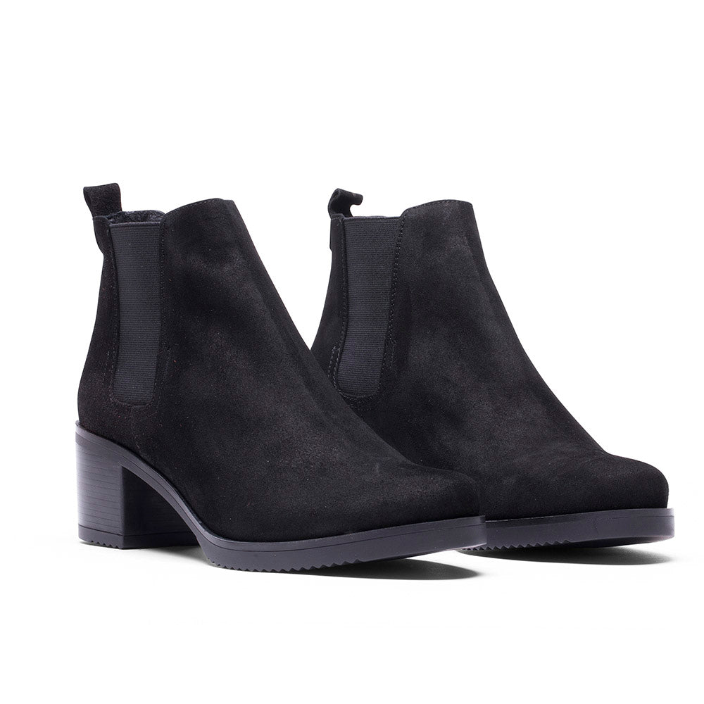 -B-2 BLACK SUEDE BOOT
