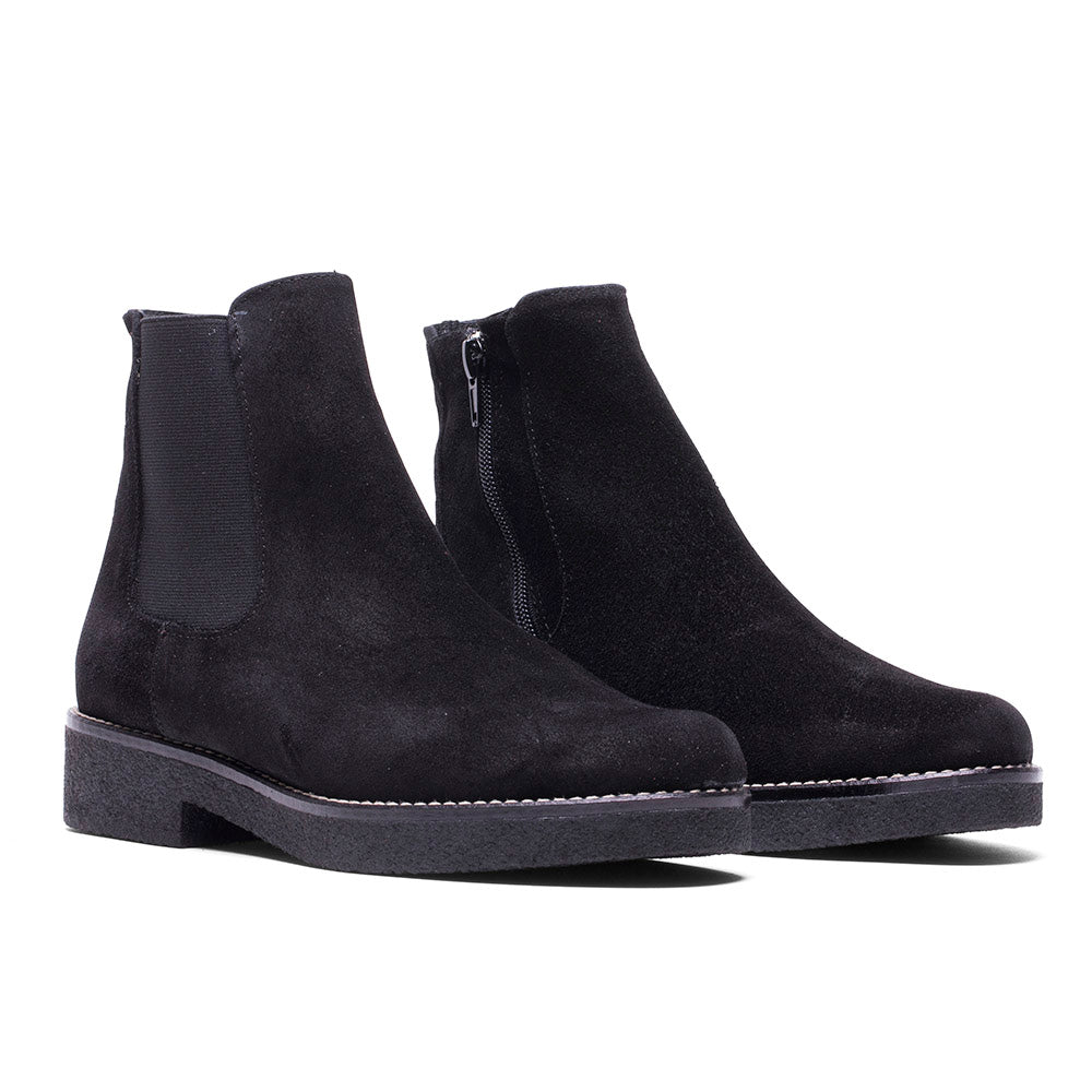 -HU-481 BLACK SUEDE BOOT