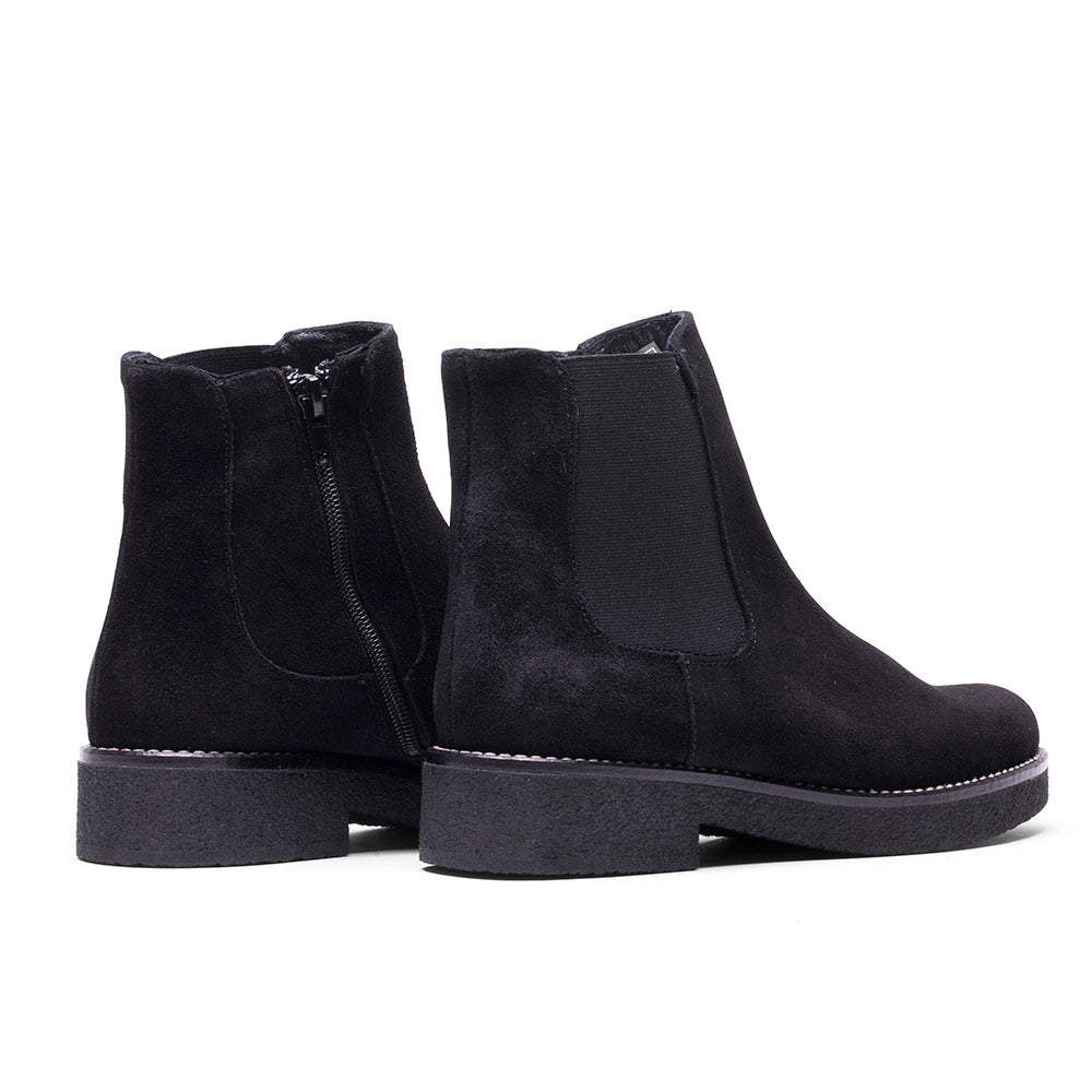 -HU-481 BLACK SUEDE BOOT
