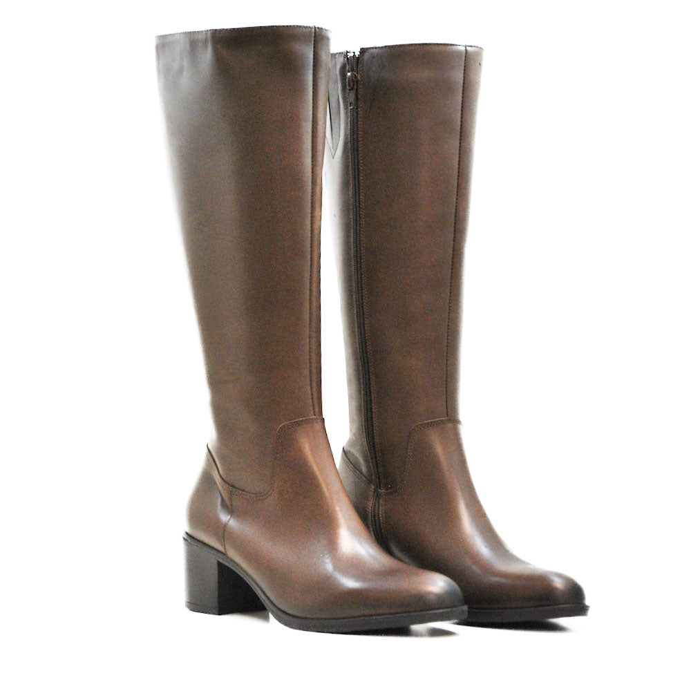 BOTA LISA PIEL DIANA MARRON